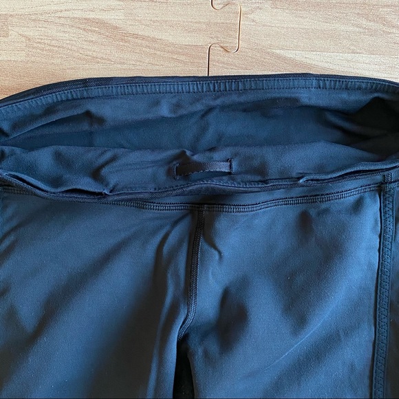 Lululemon Run For Days Crop - Picture 9 of 11